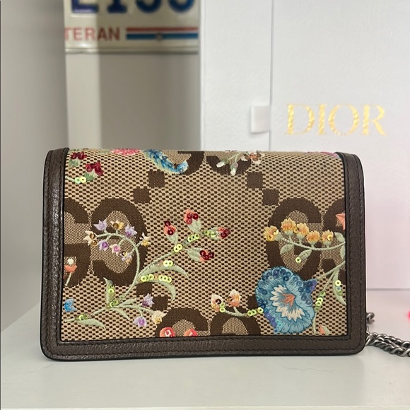 Floral Embroidered Gucci  Bag - Picture 2 of 8